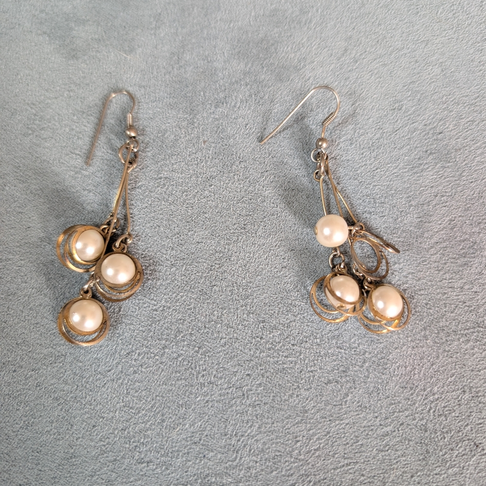 Elegant Silver Pearl Drop Earrings